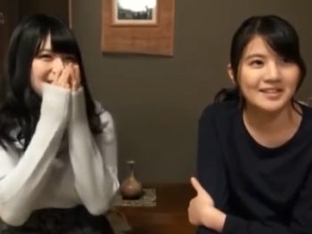 温泉旅行に来ていた素人美女にお願いして湯船で手コキ→我慢できずにザーメン発射素人お姉さん手コキのアダルト動画