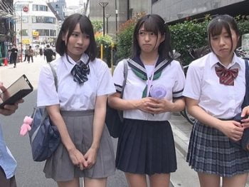 男で1つで育てた娘3人にパパ活をさせて…食わせてもらっているゲス親父！女子校生美少女近親相姦乱交枢木あおい渚みつき辻さくらのアダルト動画