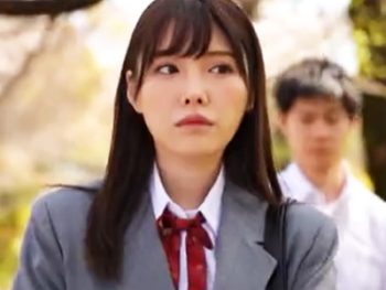 ずっと憧れていたマドンナ先輩と部活の遠征で相部屋になりパコりまくりｗ女子校生美少女顔射のエロ動画