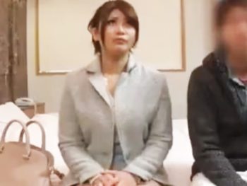 賞金に目が眩んで友情を捨て何度も中出しセックスしまくる一部始終ｗ巨乳素人美少女中出し盗撮の無料AV動画