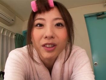 伝説的なAV女優が複数人との乱交プレイで休む間もなく絶頂巨乳お姉さん顔射乱交のアダルト動画