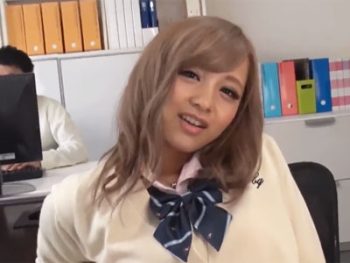 黒ギャルJKがおっさんチンポを性処理女子校生美少女ギャルぶっかけのアダルト動画