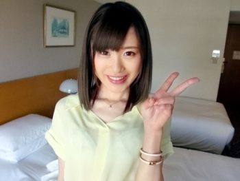 池袋でナンパしたガチ神レベルの素人さん！色白肌を赤く染めながらがカメラ目線でアヘ顔絶頂素人美少女ハメ撮りナンパのエロ動画