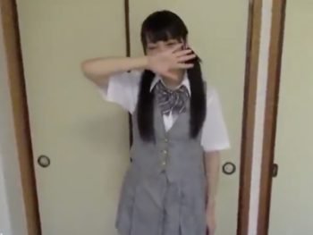 ロリ若妻が病床にふける夫に代わりに絶倫義父に完堕ち美少女人妻近親相姦のアダルト動画