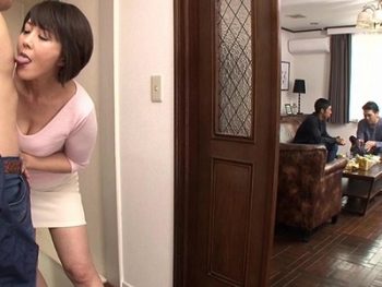 超絶ブラック企業に勤めるリーマンたち…しかし部長の奥さんはそれを上回るトンデモ絶倫痴女ｗ巨乳痴女人妻熟女中出し円城ひとみのAV動画