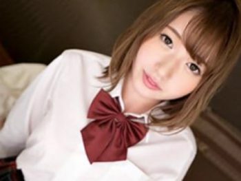 可愛すぎるJKデリヘル嬢とナマ本番着衣パコ！女子校生美少女パイパンのアダルト動画