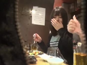 一人飲みしてた素人妻をナンパ→その日のうちにラブホ不倫ｗ素人人妻ハメ撮りナンパのアダルト動画