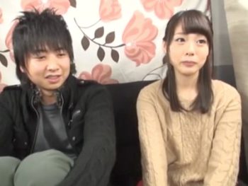 お金に釣られ友人とエッチな事までOKしちゃう素人娘巨乳美少女お姉さん痴女ナンパのアダルト動画