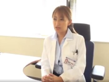 日焼け女医さんが脅迫されて鬼畜男に屈辱のハメ撮りレイプされるお姉さん熟女顔射ハメ撮りレイプ...