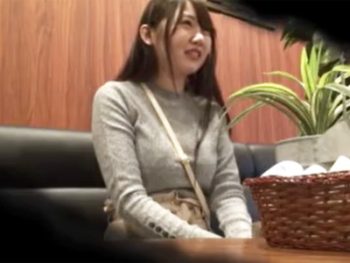 マッチングアプリで出会った美白巨乳JDを快楽責めして無理やり中出しｗ巨乳美少女中出しハメ撮...