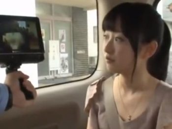 裸婦モデル中に発情→顔射セックスしちゃうお姉さん素人お姉さん顔射のエロ動画