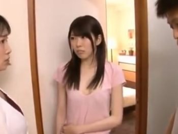 親が留守の間に生意気従姉妹を押し倒してレイプ！素人女子校生美少女レイプのエロ動画