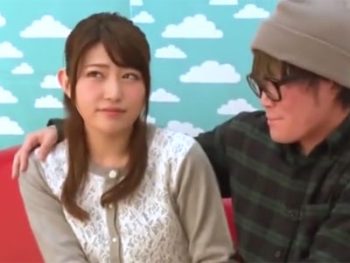 素人のお姉さんが童貞男を優しく筆おろし→我慢できずに即射精素人お姉さん童貞のAVエロ動画