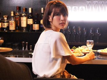 同窓会で再会したヤリチンの元彼に無理やりNTRレイプされた美人妻人妻顔射レイプの無料エロ動画