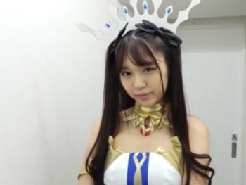 アイドル顔のガチ美少女なのに尻穴で逝っちゃうドMレイヤー美少女コスプレアナルのアダルト動画