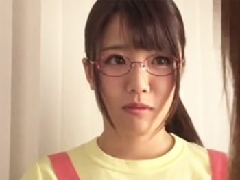 ただの友達とまさかの一線超えて中出しされちゃう美女盗撮素人美少女中出し盗撮のアダルト動画