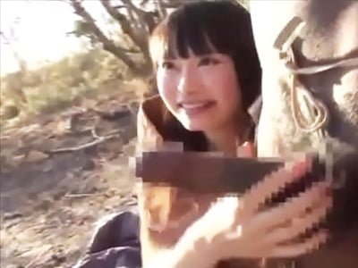 日本女子が原住民のマグナム射精をパイパン膣で受け止めるｗ美少女痴女パイパン中出しのアダルトエロ動画