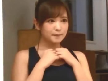 ほろ酔いの美女が理性を失いイケメンチンポを抵抗なく受け入れる瞬間ｗ素人美少女お姉さんのアダルト動画