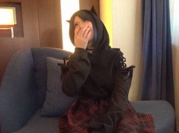 肉付きも顔も最強な関西弁レイヤーとラブラブオフパコ巨乳素人美少女コスプレハメ撮りのアダルト動画