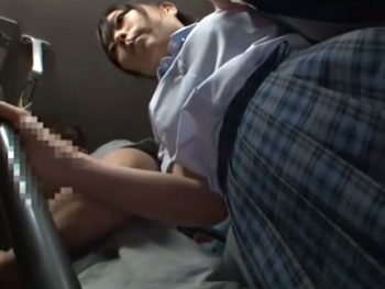 体が当たっただけで優等生系JKを痴漢→ガチレイプ！女子校生レイプ痴漢のアダルト動画