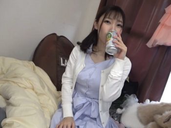 見た目からは想像もできないドM美少女が首輪付けられて連続絶頂巨乳美少女ハメ撮り乱交さつき芽衣のアダルト動画