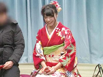 MM号で振り袖なのに野球拳して友達とパコっちゃう素人娘素人美少女ナンパのアダルト動画