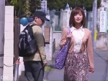 隣の人妻が可愛くてエロすぎたのでちょっと眠らせて中出しレイプ巨乳お姉さん人妻中出しレイプのエロ動画