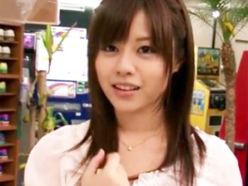 ボーリング場でヤンキーに絡まれて生ハメレイプされちゃう美少女ｗ美少女レイプ露出のエロ動画