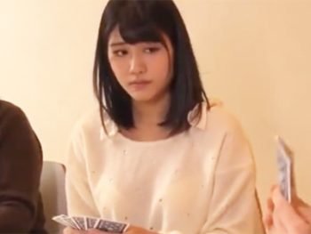 イタズラ好きなショタガキにマンコを好き放題使われる美少女美少女レイプのアダルト動画