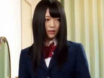 酔っぱらって寝てしまった同僚を横目に可愛いJK娘のパンティ剥ぎ取り鬼畜中出し！女子校生美少女中出しレイプのエロ動画