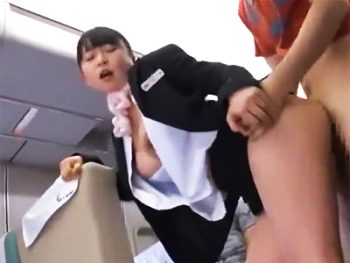 美人CAが誠心誠意ご奉仕するパーフェクトクレーム対応お姉さんOL中出しのアダルト動画