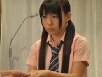 受診しにきたJKを騙してレイプするヤブ医者素人女子校生美少女レイプのエロ動画