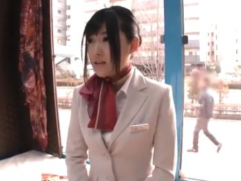 ガチな素人CAさん（25）がMM号に！マッサージと聞いていたのに激パコフライトに！素人OLコスプレナンパマッサージのアダルトエロ動画