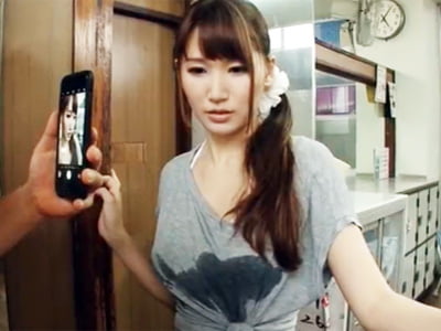 タイムストップして銭湯の看板娘を廻して種付けする常連客たちｗ巨乳美少女中出しイラマチオ3PのエロAV動画