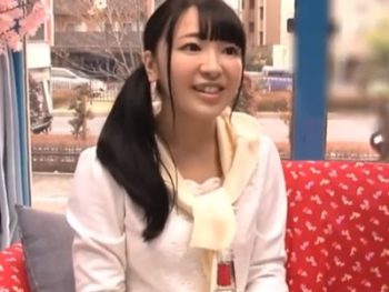 友達と耐久素股に挑戦→あっさり発情して中出しセックスしちゃった素人さんｗ素人美少女中出しのアダルト動画