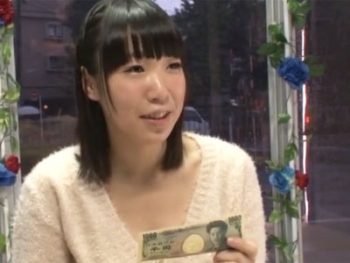 欲望に負けて友人同士でパコっちゃう素人娘素人美少女お姉さんのアダルト動画