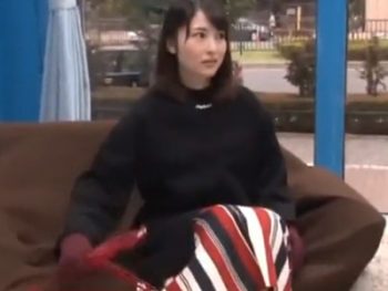 旦那に不満を持つ素人妻がMM号で浮気パイ射セックス開始！素人人妻ナンパのアダルトエロ動画