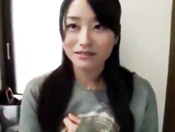 子供と旦那の帰宅ギリギリまで不倫相手と乱交中出しハメ撮りするビッチ妻人妻中出しハメ撮り乱交のアダルト動画