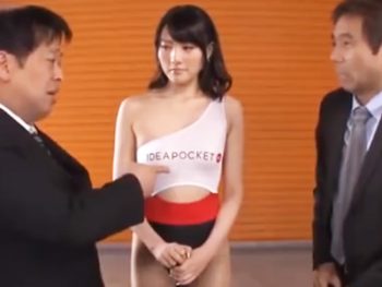 契約の為に取引先のお偉いさんとやらされたレースクイーンｗお姉さん痴女のエロ動画