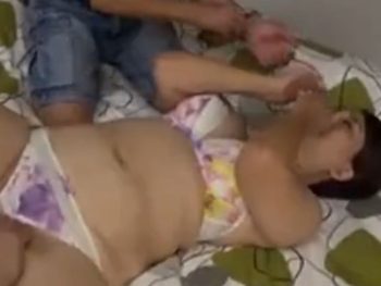 熟女妻をナンパ→連れこんで中出しセックス素人人妻熟女中出しナンパのアダルト動画