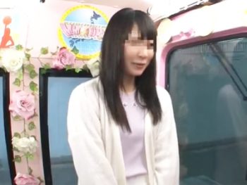 モザイク越しでもカワイさが伝わってくる素人娘をアヘっちゃうまでピストンｗ素人美少女痴女顔射ハメ撮りナンパのエロ動画