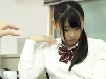 教え子を犯すために媚薬を使うクズの極み教師ｗ女子校生美少女中出しのアダルトビデオ動画