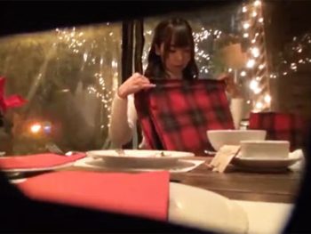 ネットで知り合った黒髪美少女をホテルに連れ込みハメ撮りパコ素人美少女ハメ撮りのアダルト動画