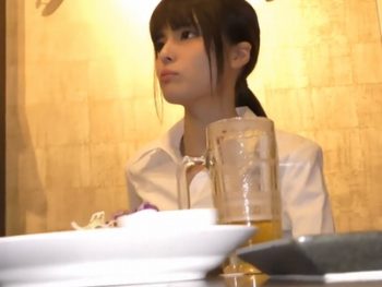 地方女子大から出てきたインターン就活生を就職先の男たちが泥酔させて鬼畜ハメ撮り素人OLコスプレハメ撮り乱交のアダルト動画