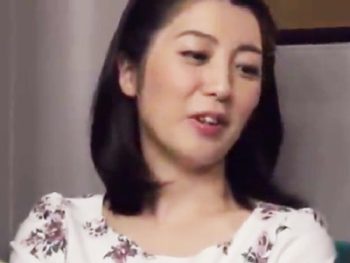 満員バスで無防備に寝ていた美人お姉さんを痴漢レイプしてヤリ捨てｗ素人お姉さんレイプ痴漢のエロ動画