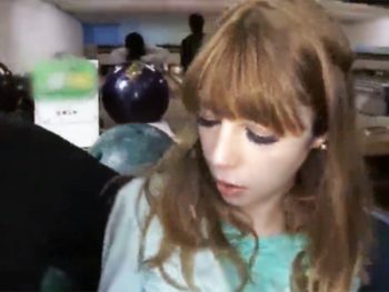 ハーフギャルをノーパンバイブ固定で連れ回してボウリング場パコｗ素人ハーフ痴女顔射のアダルト動画