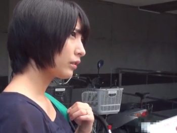 ルックスレベル高過ぎな黒髪素人ナンパ→バイブでトロマンになりながら強制フェラで口内射精素人美少女ナンパフェラオナニーのアダルト動画