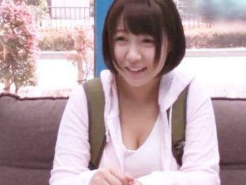 JDみたいに見える美少女人妻さんをママさんバレー帰りにナンパしてハメ成功！素人美少女お姉さん人妻ナンパのAVエロ動画