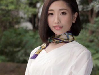 夜の営みに満足できず女の自信を取り戻すために奥様がAVデビュー素人人妻デビュー作のエロ動画