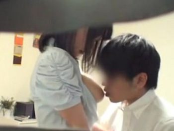 教え子のイケメンDKを誘惑する家庭教師巨乳痴女家庭教師のAV無料動画